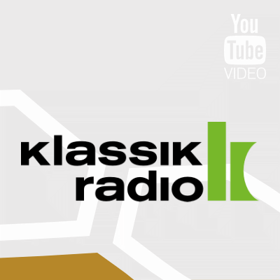 Auf dem Bild für einen Podcast zur Behandlungen von Hautproblemen ist das Klassik-Radio-Logo abgebildet. Im Hintergrund eine Wabenstruktur zu sehen. Rechts oben wird darauf hingewiesen, dass es sich um ein YouTube-Video handelt.